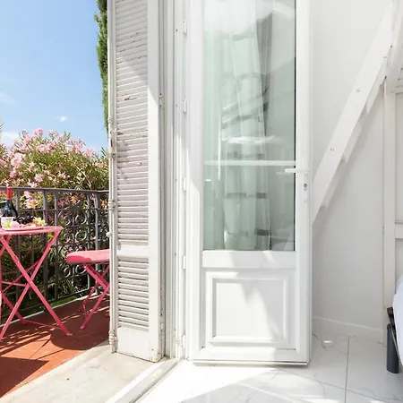 Pelige Yourhosthelper Apartamento